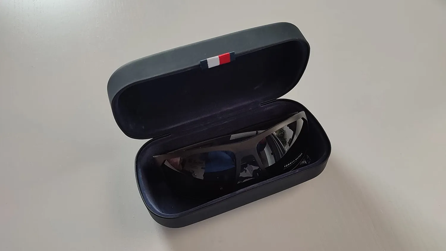 Tommy Hilfiger TH 1722/S occhiali da sole uomo nero-blu 61
