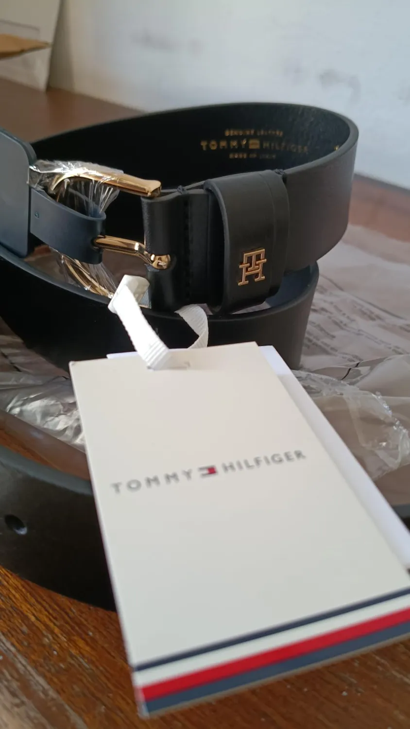 Tommy Hilfiger Essential Cintura Donna Nera 90 regolabile