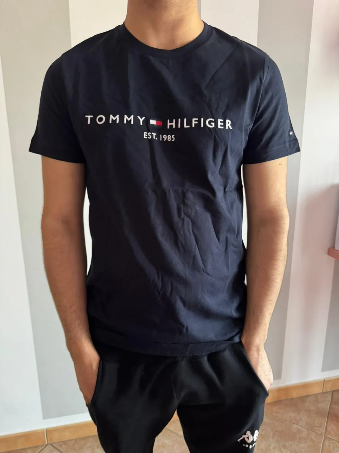 Tommy Hilfiger Core Logo t-shirt uomo nera cotone