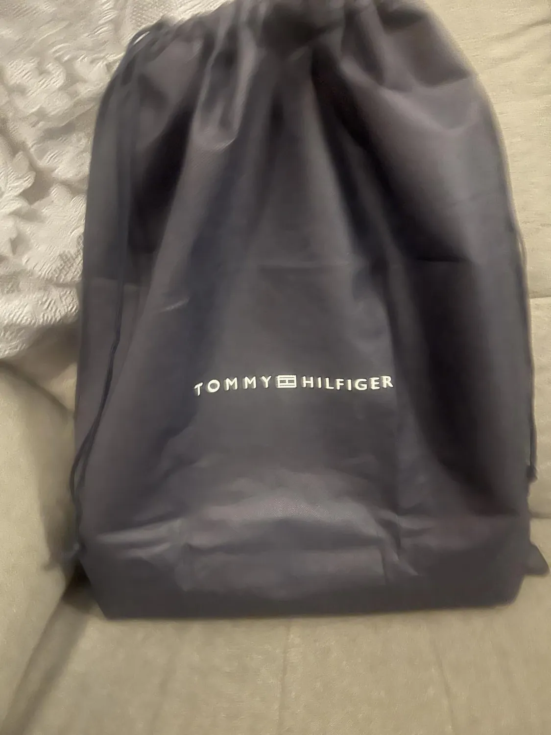 Tommy Hilfiger TH Daily Satchel AW0AW18644 tracolla blu