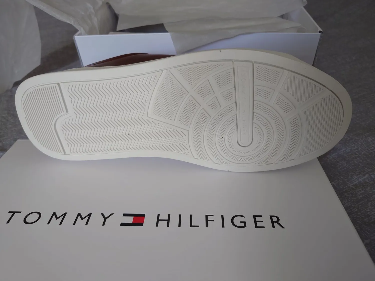Tommy Hilfiger Court Core FM0FM05729 sneakers uomo 46 EU