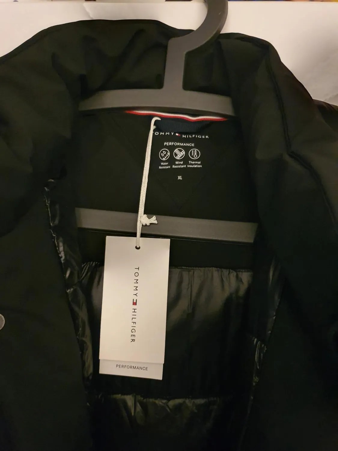 Tommy Hilfiger Tech MW0MW44989 parka uomo L imbottito nero