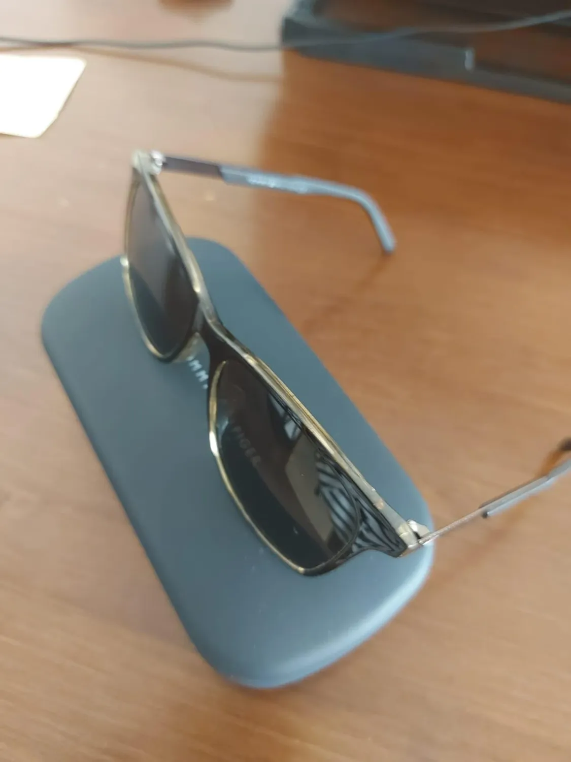 Tommy Hilfiger TH 1679/F/S occhiali sole uomo sportivi