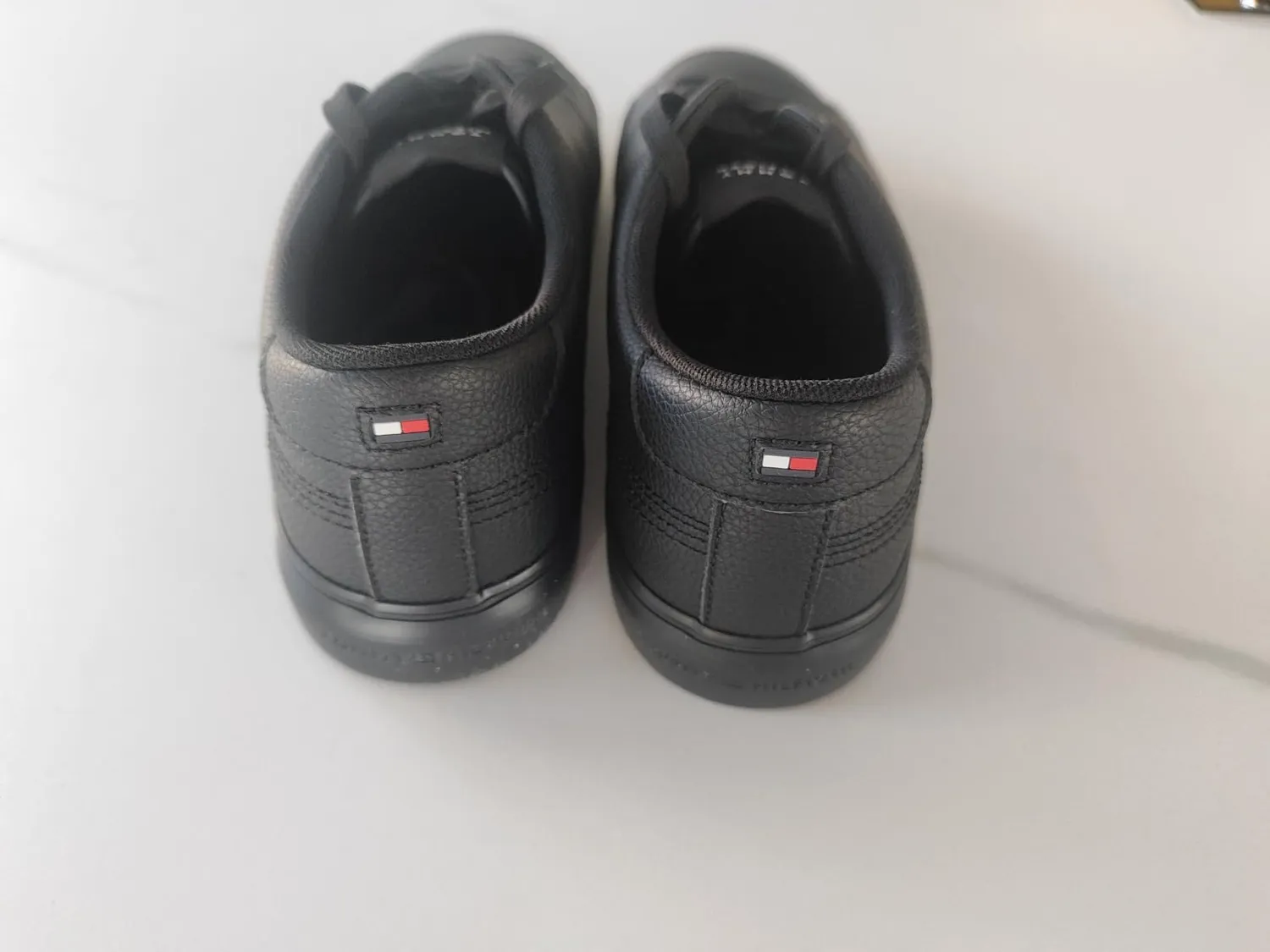 Tommy Hilfiger Harlem FM0FM05947 sneakers uomo pelle