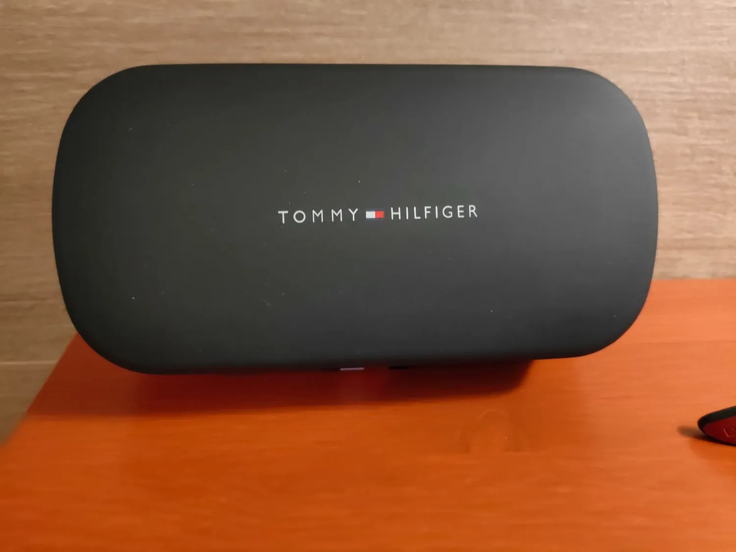 Tommy Hilfiger TH 1557/S occhiali sole uomo black grey