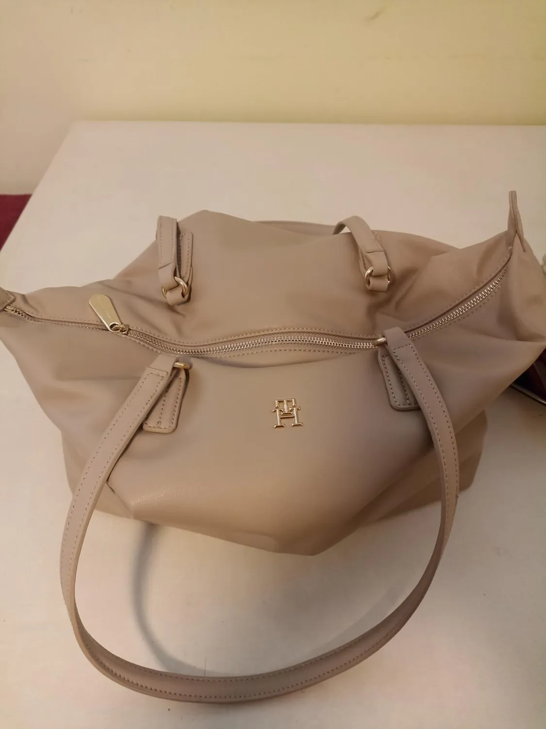 Tommy Hilfiger Poppy AW0AW15856 tote donna beige